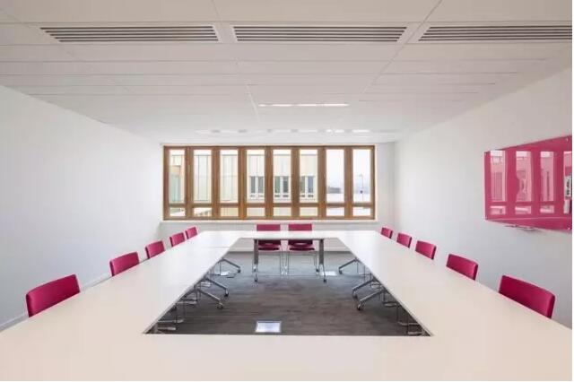 <a href=http://www.gdyjyx.cn/bangonganli/ target=_blank class=infotextkey>合肥辦公室設計</a>